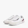 Adidași clasici de alergare din piele de căprioară Adidași clasici de alergare din piele de căprioară