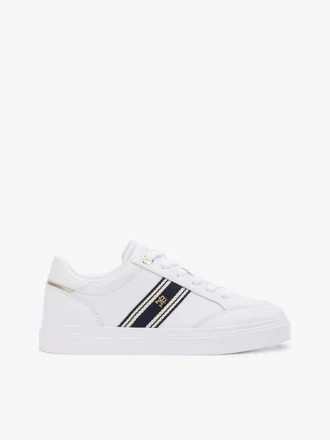 Adidași cu talpă cupă din piele și dungă din chingă