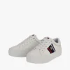 Adidași cu talpă cupsole și dungi Adidași cu talpă cupsole și dungi