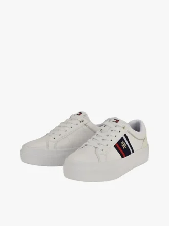 Adidași cu talpă cupsole și dungi
