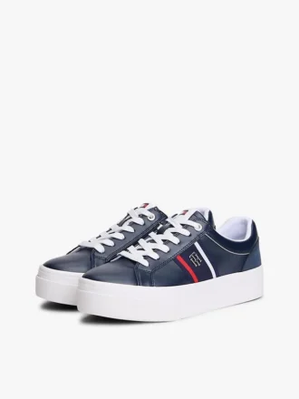 Adidași cu talpă cupsole și dungi