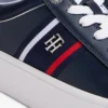 Adidași cu talpă cupsole și dungi