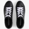 Adidași de teniș cu logo metalic și textură granulată Adidași de teniș cu logo metalic și textură granulată
