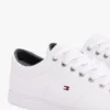 Adidași din piele cu steag Adidași din piele cu steag