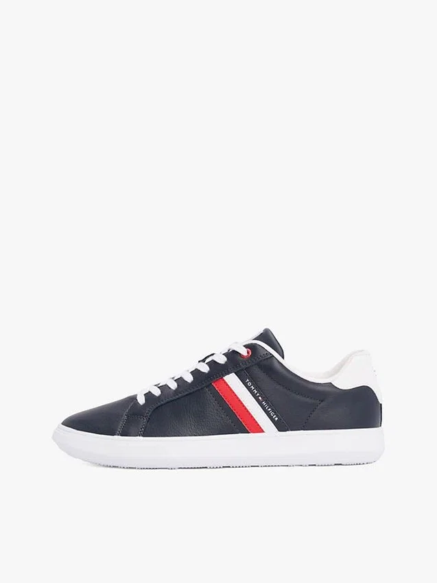 Adidași din piele cu talpă cupsole și dungi Adidași din piele cu talpă cupsole și dungi