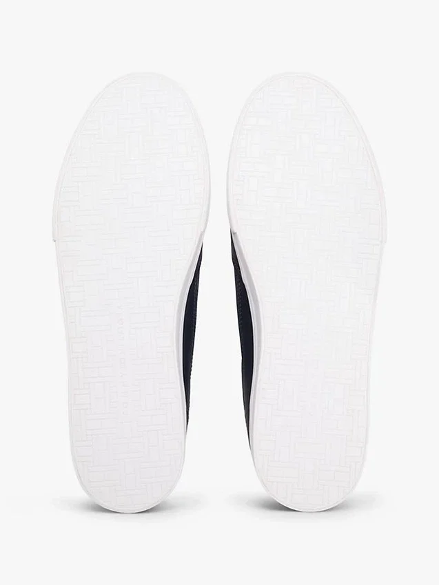Adidași din piele vulcanizată Adidași din piele vulcanizată