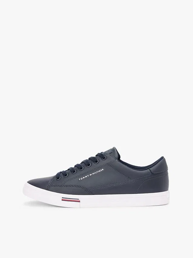 Adidași din piele vulcanizată Adidași din piele vulcanizată