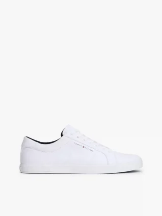 Adidași din pânză vulcanizată