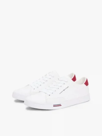 Adidași din pânză vulcanizată