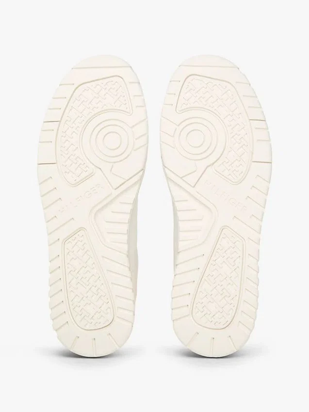 Adidași joși din piele și piele de căprioară Adidași joși din piele și piele de căprioară