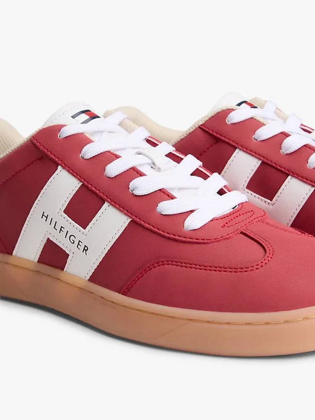 Adidași skater cu logo Hilfiger Adidași skater cu logo Hilfiger