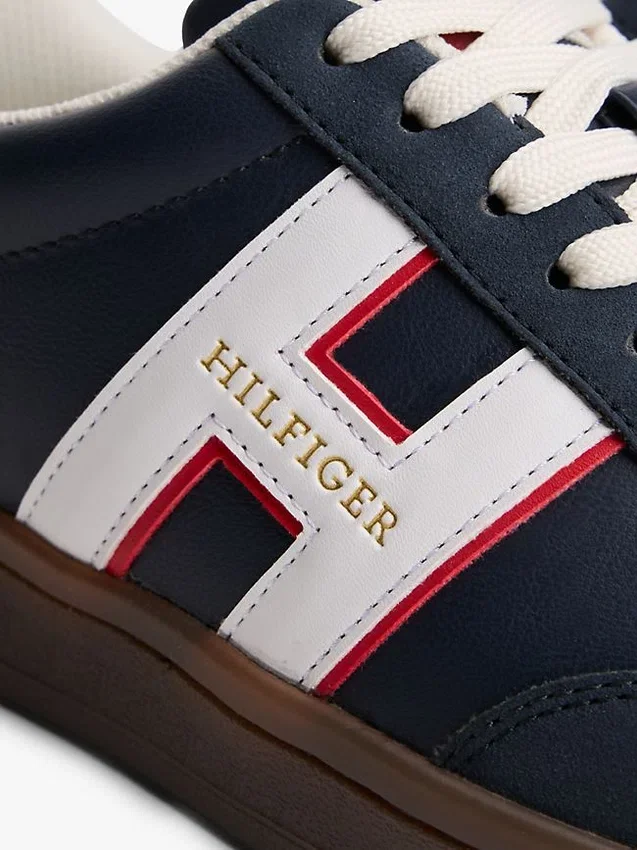 Adidași skater cu logo Hilfiger Adidași skater cu logo Hilfiger