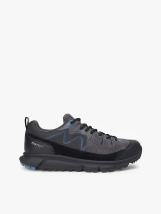Adidași tehnici din piele de căprioară hidrofugă