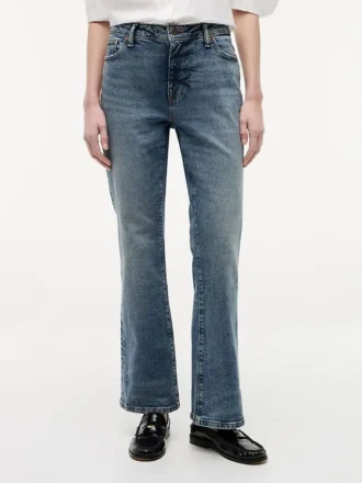 Blugi bootcut cu talie medie și material elastic