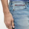 Blugi skinny decolorați