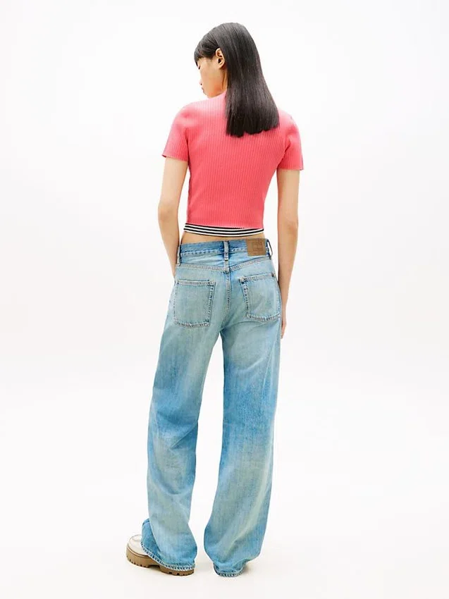 Cardigan cu mâneci scurte Tommy Jeans Pantaloni scurți Cardigan cu mâneci scurte Tommy Jeans Pantaloni scurți