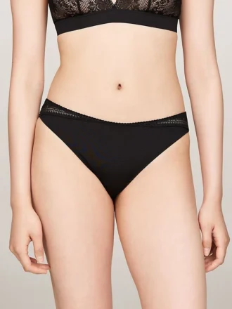 Chiloți bikini din dantelă tricotată