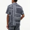 Cămașă de tabără cu patchwork bandana, croială clasică Cămașă de tabără cu patchwork bandana, croială clasică