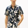 Cămașă din amestec de bumbac și in cu imprimeu tropical Cămașă din amestec de bumbac și in cu imprimeu tropical