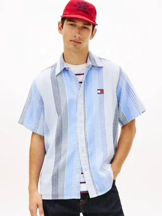 Cămașă Tommy Jeans cu dungi, croială lejeră