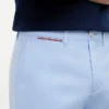 Croială regulată Pantaloni scurți Tommy cu talie confortabilă de 7″ Croială regulată Pantaloni scurți Tommy cu talie confortabilă de 7″