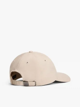 Șepci de baseball cu monogramă brodată
