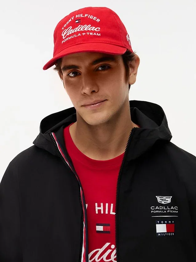 Șepci Tommy x Cadillac F1® Team Script Șepci Tommy x Cadillac F1® Team Script