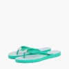Flip-flop cu imprimeu monogramă și accesorii metalice