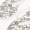 Flip-flop cu imprimeu TH Script și accesorii metalice Flip-flop cu imprimeu TH Script și accesorii metalice