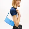 Geantă de umăr din piele de căprioară Tommy Jeans