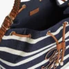 Geantă tip sac cu monogramă script și dungi bretone Geantă tip sac cu monogramă script și dungi bretone