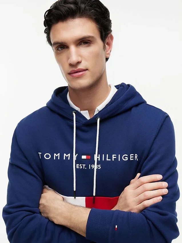 Hanorac cu glugă și blocuri de culoare, cu logo Tommy brodat Hanorac cu glugă și blocuri de culoare, cu logo Tommy brodat