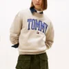 Hanorac cu guler rotund și logo Tommy Varsity Hanorac cu guler rotund și logo Tommy Varsity