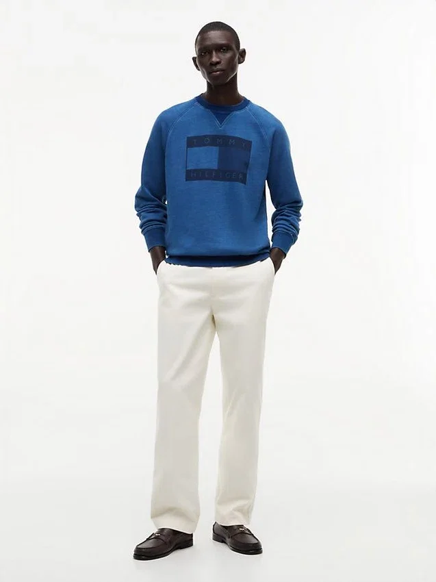 Hanorac Raglan cu logo steag, vopsit în indigo Hanorac Raglan cu logo steag, vopsit în indigo