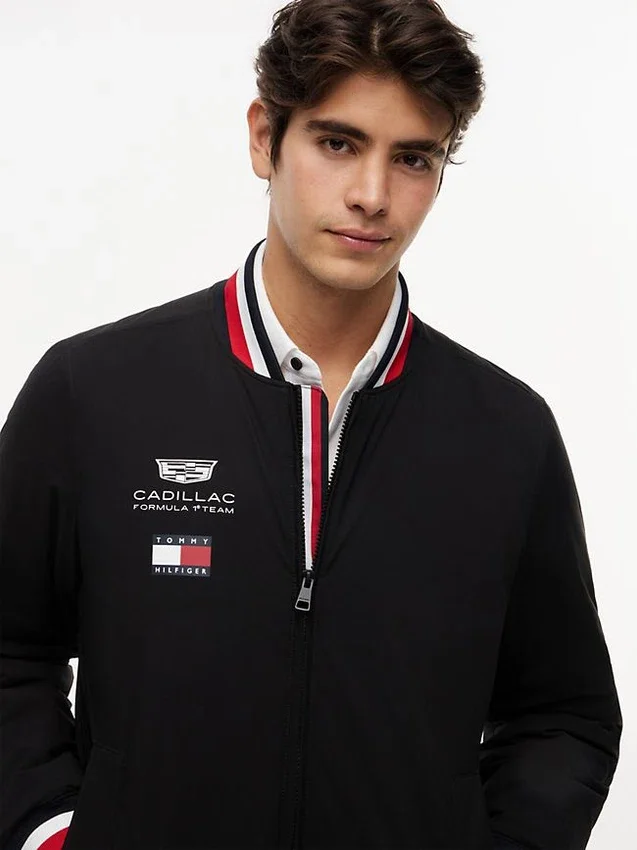 Jachetă bomber Tommy x Cadillac F1® Team Replica Jachetă bomber Tommy x Cadillac F1® Team Replica