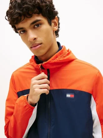Jachetă cu glugă Tommy Jeans Ripstop