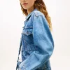 Jachetă din denim decolorat, strânsă în talie Jachetă din denim decolorat, strânsă în talie
