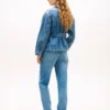 Jachetă din denim decolorat, strânsă în talie Jachetă din denim decolorat, strânsă în talie