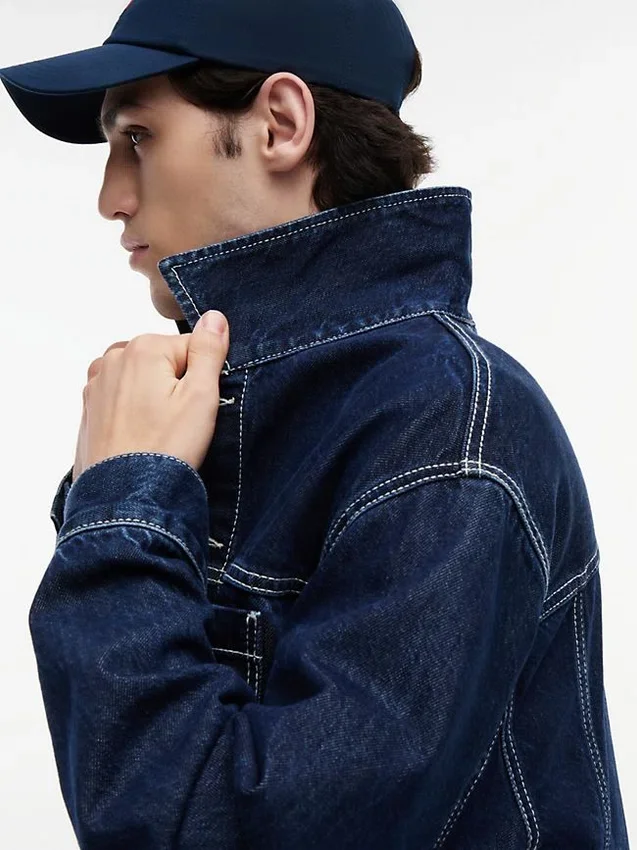 Jachetă Tommy Jeans din denim cu spălare închisă Jachetă Tommy Jeans din denim cu spălare închisă