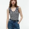 Maiou slim fit cu nasturi aurii în stil marin