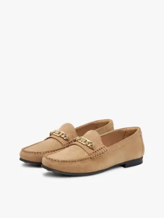 Mocasini din piele de căprioară cu lanț
