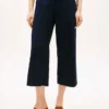 Pantaloni chino cu talie largă și curea Pantaloni chino cu talie largă și curea