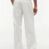 Pantaloni cu curele din amestec de bumbac și in, cu dungi