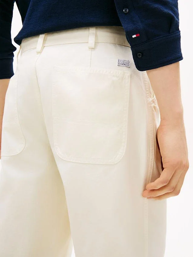 Pantaloni de tâmplar cu croială regular, vopsiți în întregime Pantaloni de tâmplar cu croială regular, vopsiți în întregime