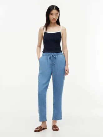 Pantaloni jogger ușori
