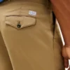 Pantaloni largi cu pliuri, cu textură de hârtie Pantaloni largi cu pliuri, cu textură de hârtie