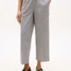 Pantaloni largi până la gleznă, fără șireturi