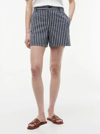Pantaloni scurți chino cu dungi