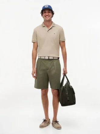 Pantaloni scurți chino din amestec de bumbac și in, cu croială lejeră Pantaloni scurți chino din amestec de bumbac și in, cu croială lejeră