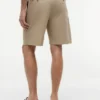Pantaloni scurți chino din amestec de bumbac și in, cu croială lejeră